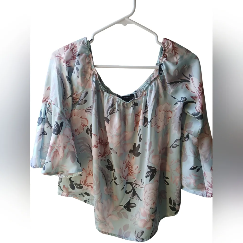 Forever 21 Women's Floral Blouse Light Blue Pink M - Picture 6 of 6